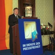 Wizyta Prezydenta Rzeczypospolitej Polskiej Aleksandra Kwaśniewskiego w Berlinie z okazji Europejskiego Balu Prasy 2001 r