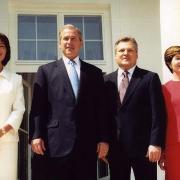 Spotkanie Prezydenta Rzeczypospolitej Polskiej Aleksandra Kwaśniewskiego z Małżonką i Prezydenta USA G. W. Busha z Małżonką.