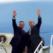 Prezydenci Polski i USA na stopniach Air Force One, samolotu Prezydenta USA