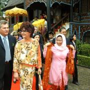 Wizyta oficjalna Prezydenta RP z Małżonką w Republice Indonezji. Zwiedzanie Parku-Miniatury Indonezji
