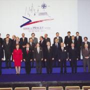 Udział Prezydenta RP Aleksandra Kwaśniewskiego w Szczycie Organizacji Traktatu Północnoatlantyckiego i Rady Partnerstwa Euroatlantyckiego – wspólne zdjęcie