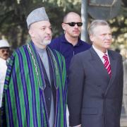 Wizyta Prezydenta RP Aleksandra Kwaśniewskiego w Afganistanie – ceremonia powitania przez Prezydenta Islamskiego Państwa Pakistan H. Karzaja